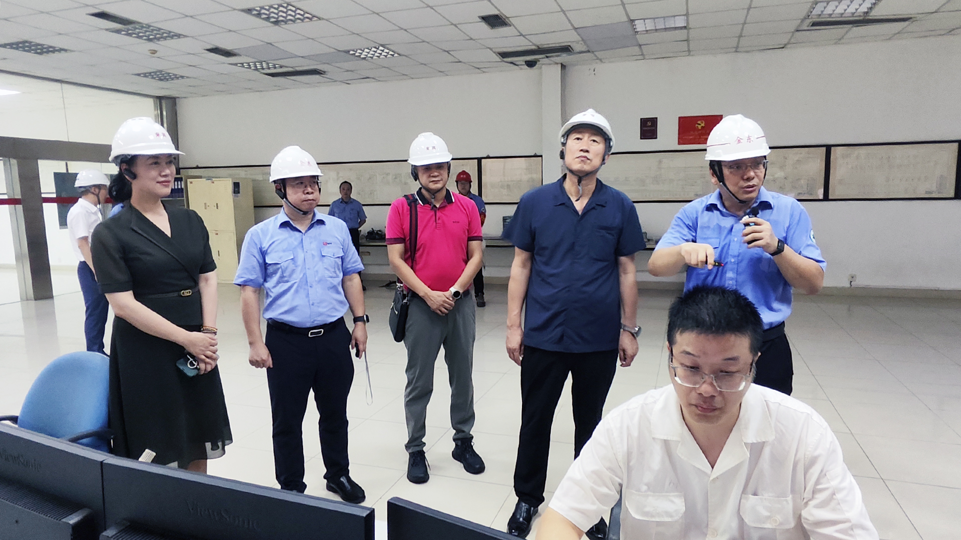 b2908aba707230deb69d94d27c55b59c_origin(1).jpg b2908aba707230deb69d94d27c55b59c_origin(1).jpg